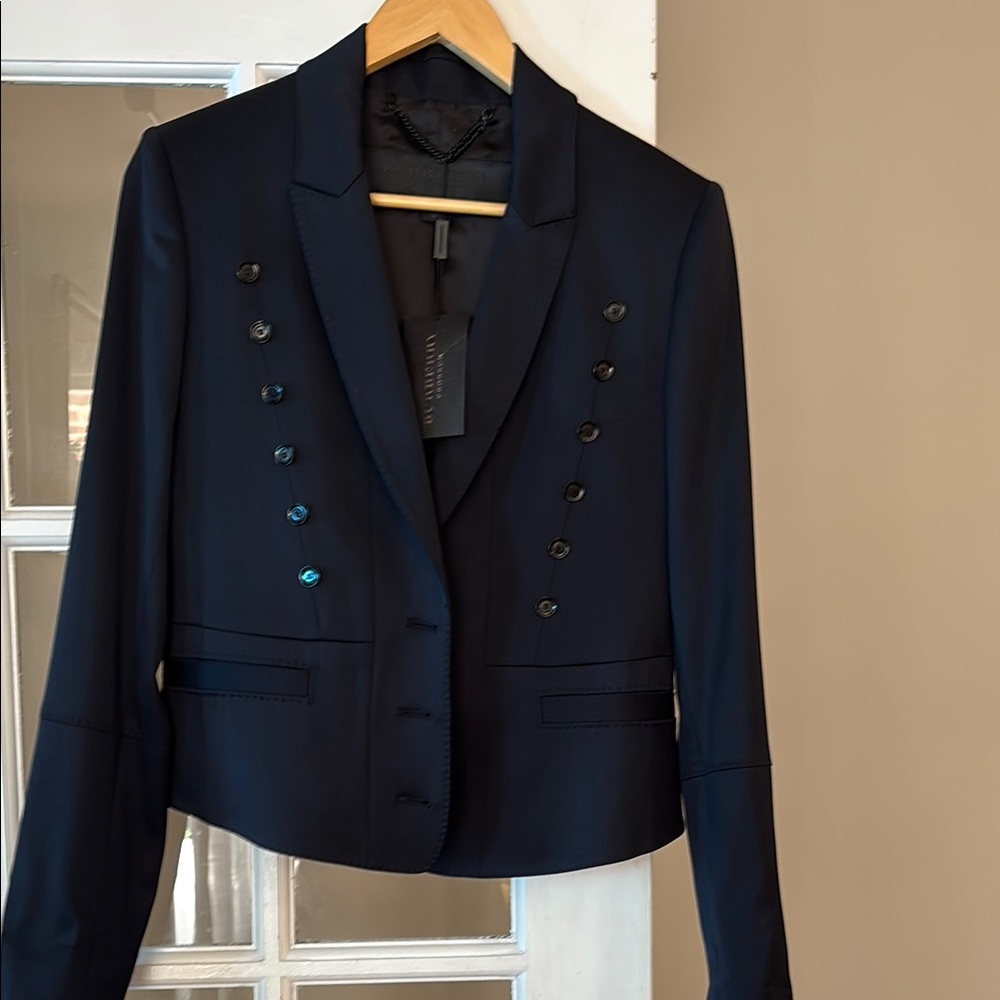 Burberry Black Tailored Blazer with Military-Inspired Design